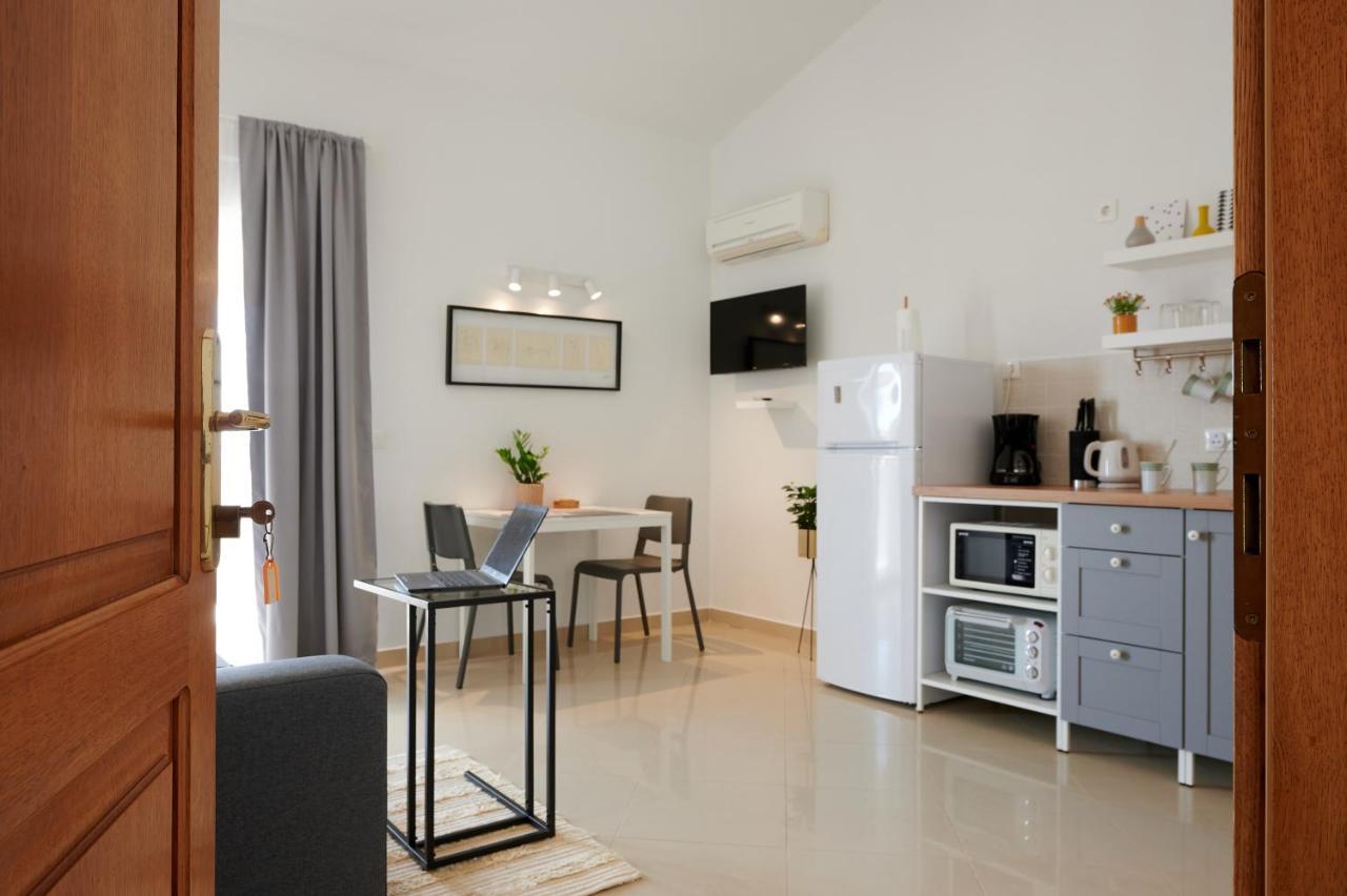 T&T Sea View Apartments Trogir Dış mekan fotoğraf