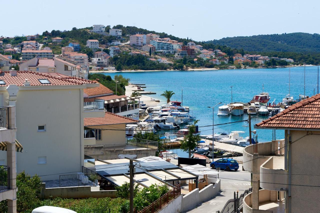 T&T Sea View Apartments Trogir Dış mekan fotoğraf