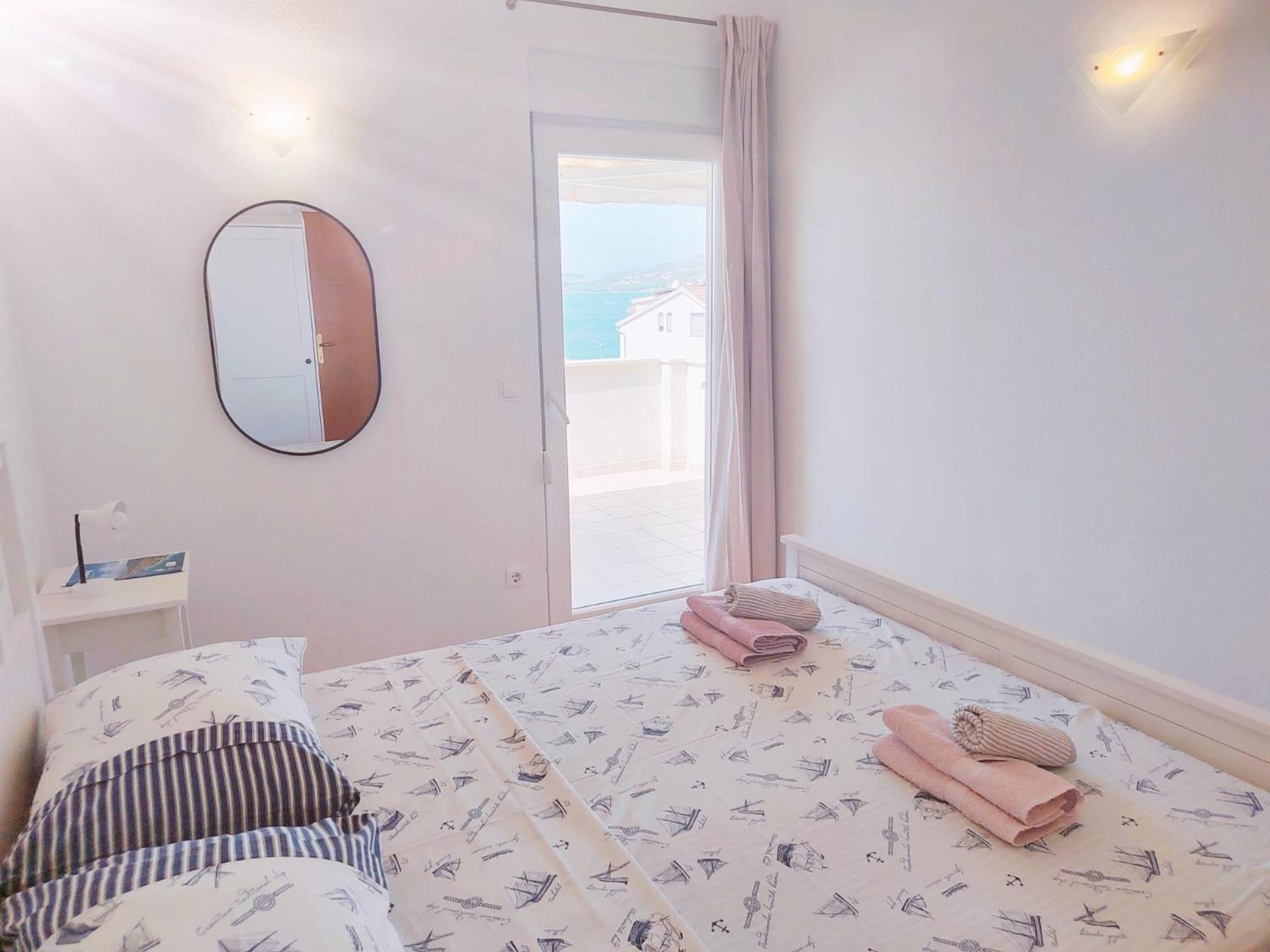 T&T Sea View Apartments Trogir Dış mekan fotoğraf