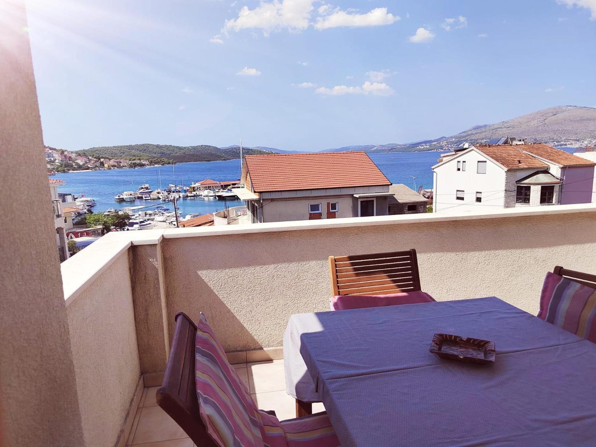 T&T Sea View Apartments Trogir Dış mekan fotoğraf